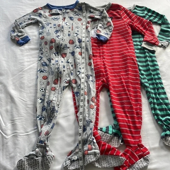 Carters Onesies - Picture 4 of 10
